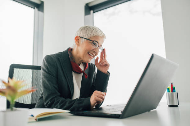 istock Happy mature business woman 1093208928