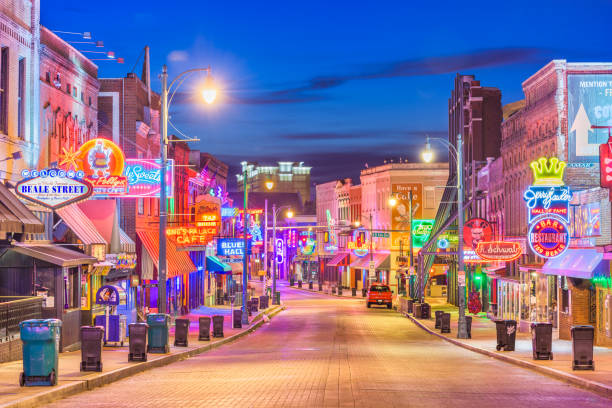 MEMPHIS, TENNESSEE - AUGUST 25, 2017: Blues Clubs on historic Beale Street at twilight