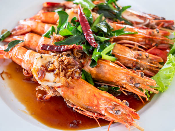 istock Shrimp with tamarind sauce 2 1093214464