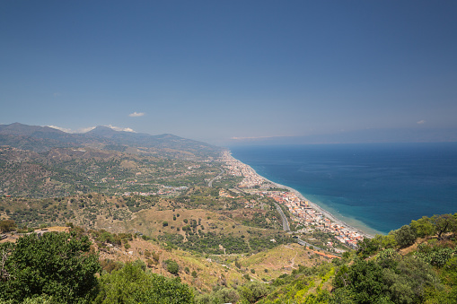Una vista de Forza D'agro en Sicilia photo