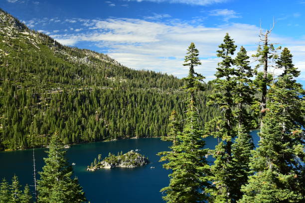 istock Emerald Bay, Lake Tahoe 1093312240