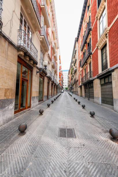istock Narrow street in Bilbao, Spain 1093327678