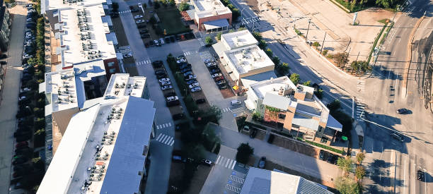 istock Panoramic top view new large condominium building in uptown Dallas 1093330034