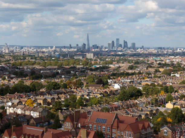 istock The London Skyline from Dawson's Heights in Dulwich 1093332858