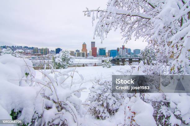 Winter Landscape Of Portland Oregon Stock Photo - Download Image Now - Portland - Oregon, Snow, Winter