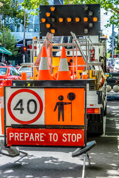 przygotuj się do zatrzymania - melbourne australia sign road zdjęcia i obrazy z banku zdjęć