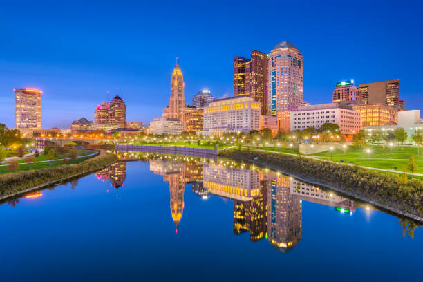 istock Columbus, Ohio, USA skyline on the river 1093575264