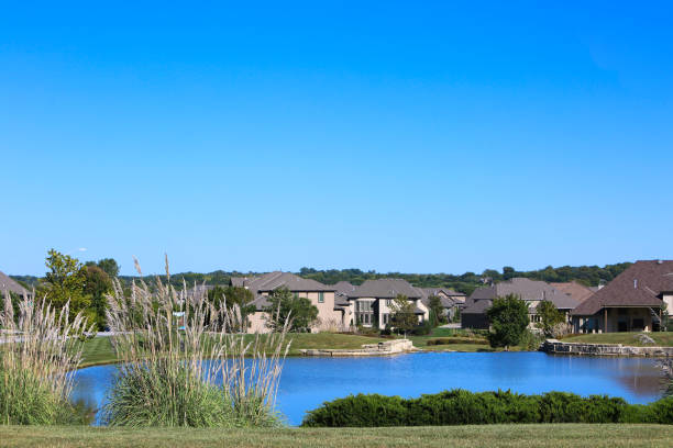istock Overland Park Kansas Lake 1093586528