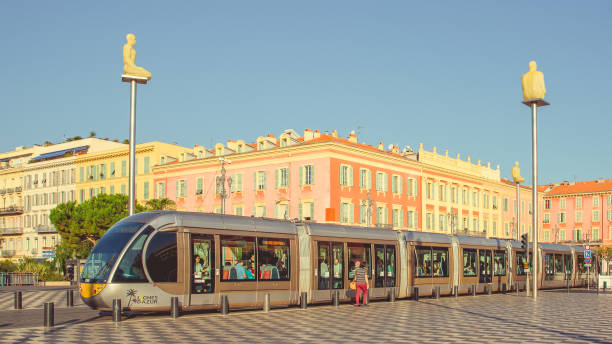 tram in place massena a nizza, francia - city of nice france massena city foto e immagini stock