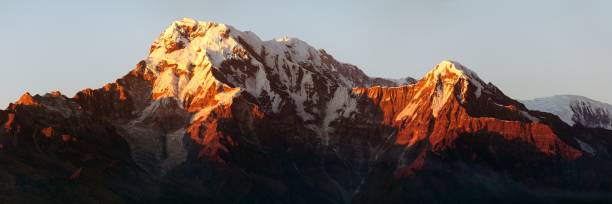 istock mount Annapurna, Nepal Himalayas mountains 1093619468