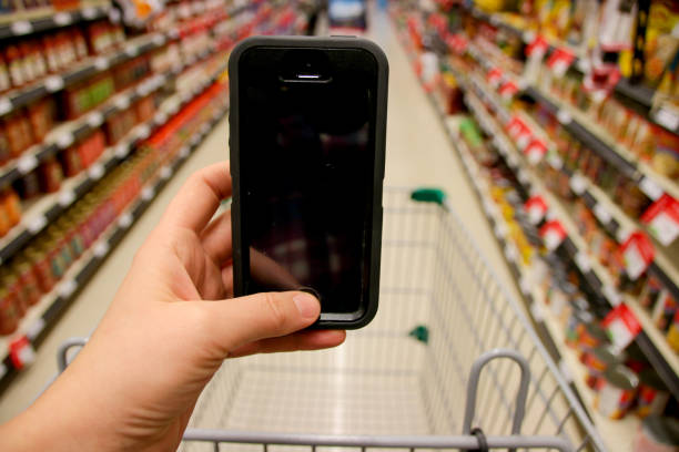 istock Shopping in Grocery Store 1093651442