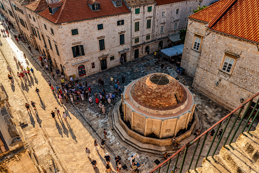 Gran fuente de Onofrio en Dubrovnik, Croacia photo