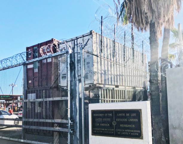 istock iPhone image of the Lukeville border crossing. 1093672046