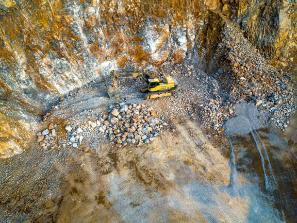 istock Excavator in the mine 1093682398