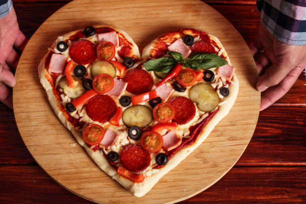 istock Heart shapes pizza 1093691614