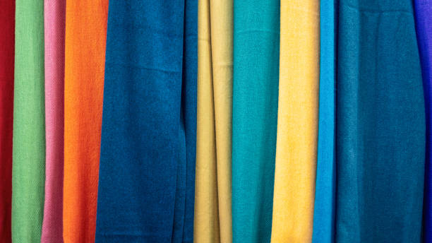 colorful fabrics nepal kathmandu - nepal bazaar kathmandu textile imagens e fotografias de stock