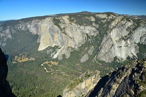 El Capitan and the Three Brothers as seen from Taft Point.