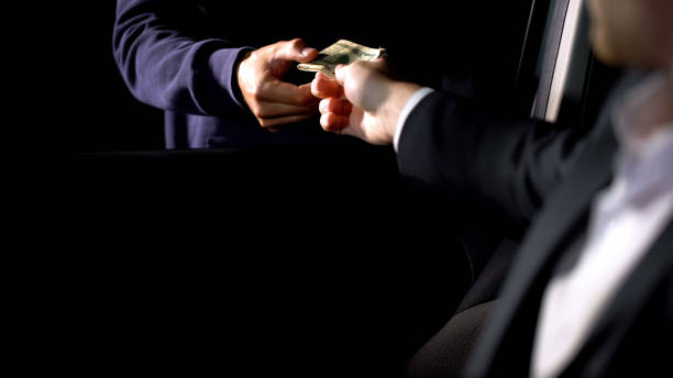istock Young man paying parker worker, driving to restaurant, evening entertainment 1093725728