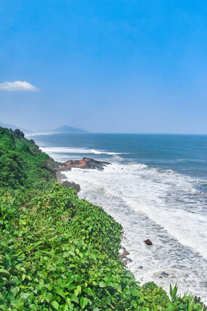 istock Hai Van Pass (Phu Tho) famous road scenic view, Vietnam 1093771292