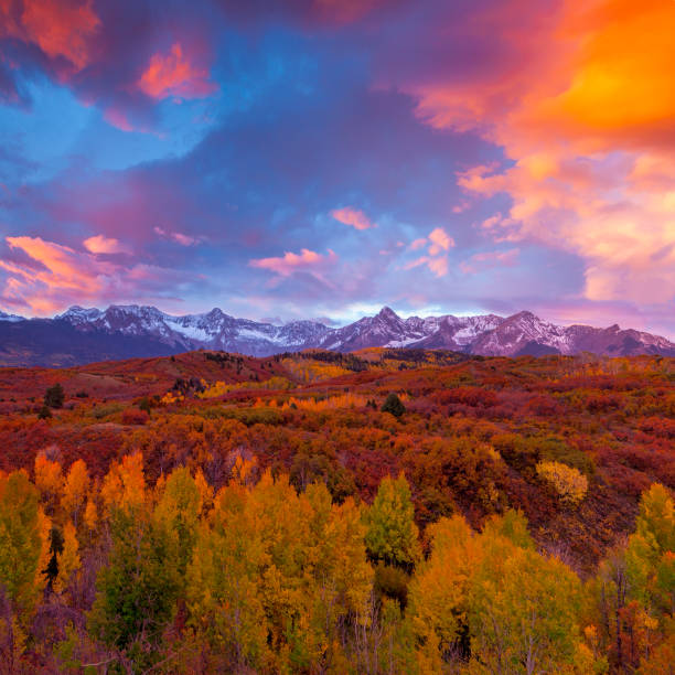 istock Autumn sunrise over the San Juan Mountains 1093811298