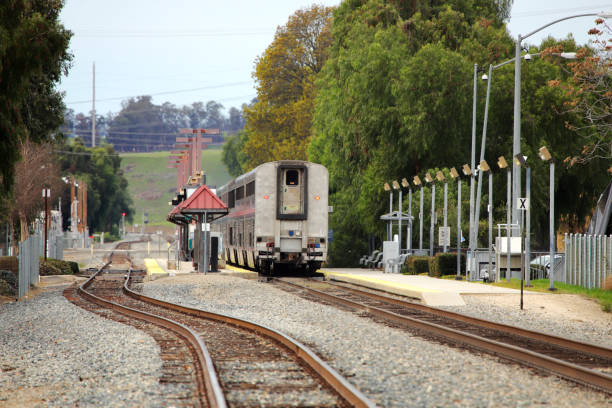 istock Train passing Moorpark Railway Station 1093826476