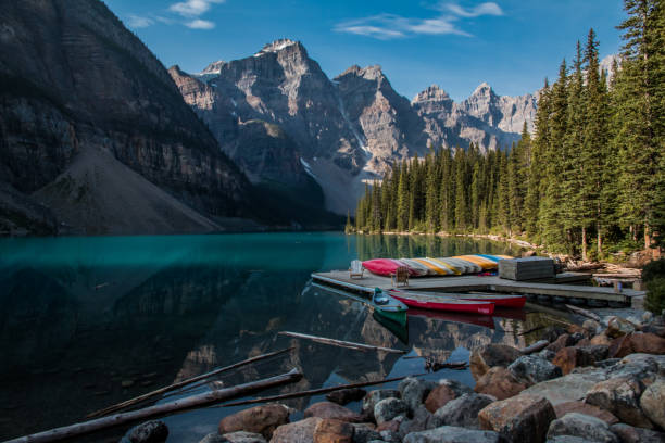 istock Moraine Lake 1093908782