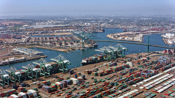 istock Aerial view of Vincent Thomas Bridge and harbour 1093921538