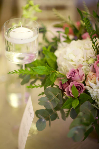 istock Wedding Reception Flower Arrangements and Decorations 1093929306