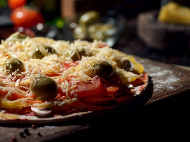 istock Preparing homemade vegetarian pizza 1093960222