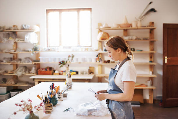 istock She pays attention to every detail 1093965632