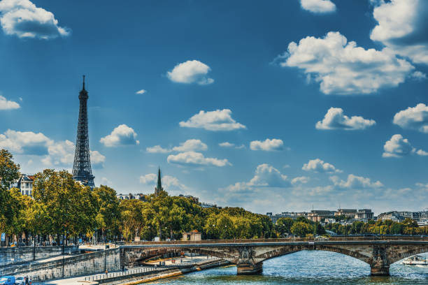 istock Eiffel tower and Seine river in Paris 1093972034