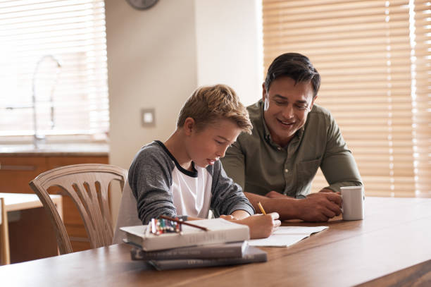 istock Dad encourages him to think independently as well 1093978810