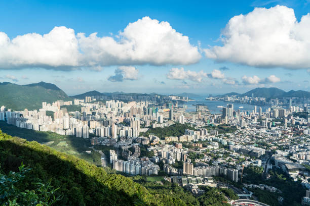 istock Hong Kong Kowloon city skyline 1093988614