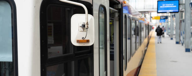 istock Mass transit train at downtain city rail station 1093993350