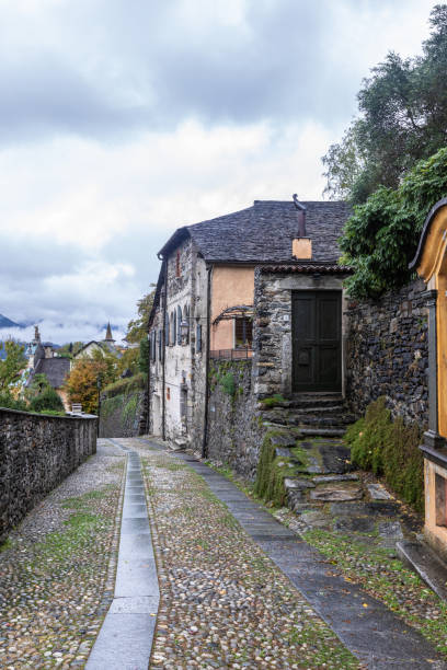 istock Old Italian courtyard in San Giulio 1094048938