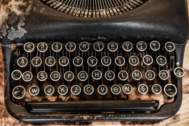 Vintage Typewriter Vintage Typewriter typewriter keyboard communication text office stock pictures, royalty-free photos & images