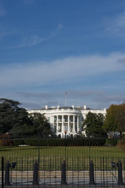 istock White House South Side / The White House on a sunny day. 1094088986