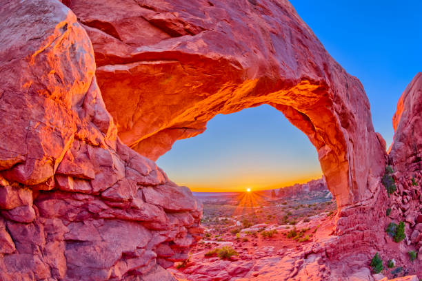 アーチーズ国立公園 - arches national park 写真 ストックフォトと画像