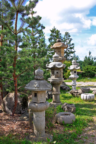 istock Japanese garden 1094136780