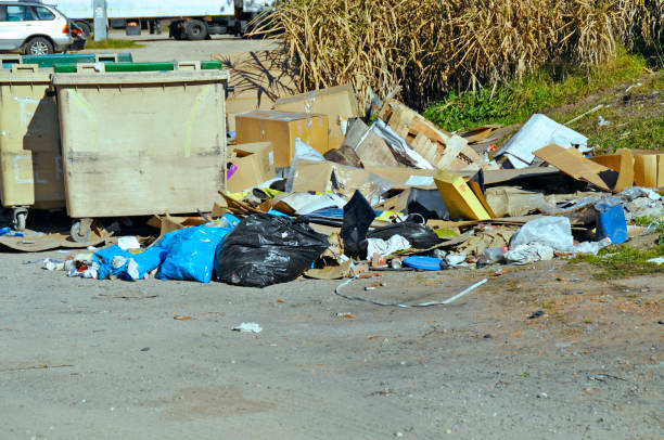 istock A pile of garbage and waste 1094184520