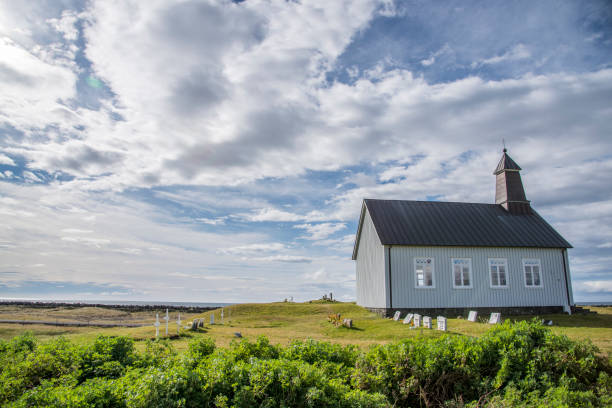 istock Strandarkirkja, Selvogur, Iceland 1094239812
