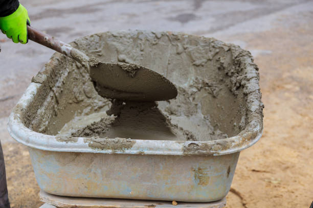 Cement blending mixed tray in a tray at construction site