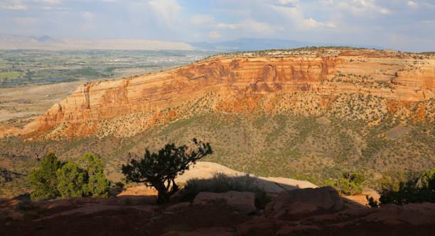 istock Colorado National Monument Silhouette 1094285994