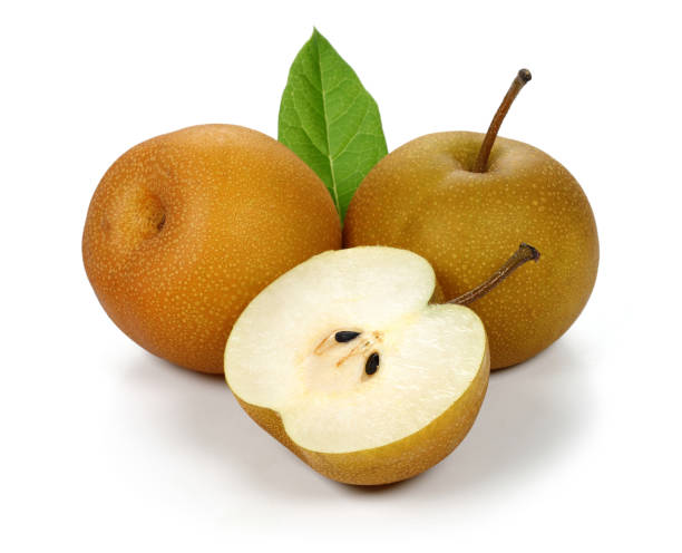 istock Asian pear or Nashi pear with leaf 1094341352