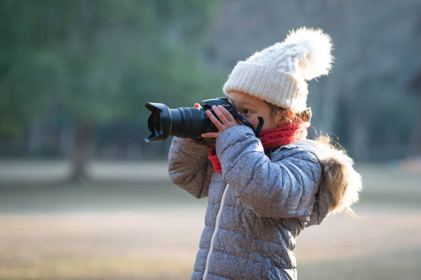 istock Girl taking a picture 1094493398