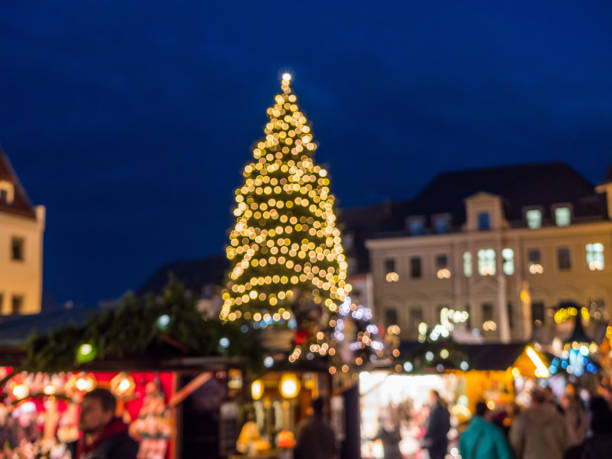 istock Mood on the Christmas market 1094515714