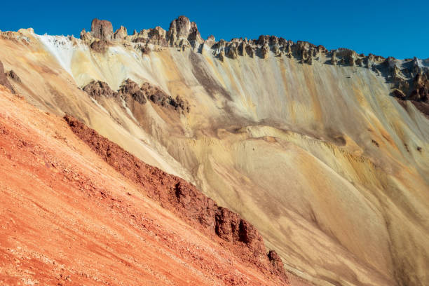 istock Tunupa volcano crater 1094519506