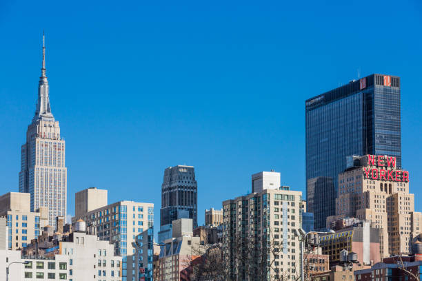 manhattan midtown gebäude der skyline von new york city usa sehenswürdigkeiten - garment stock-fotos und bilder