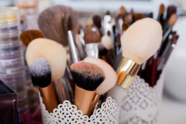 istock sets makeup brush for professional makeup artist 1094724608