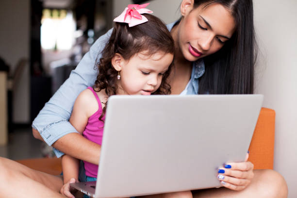 istock Family time in front of the computer 1094776794